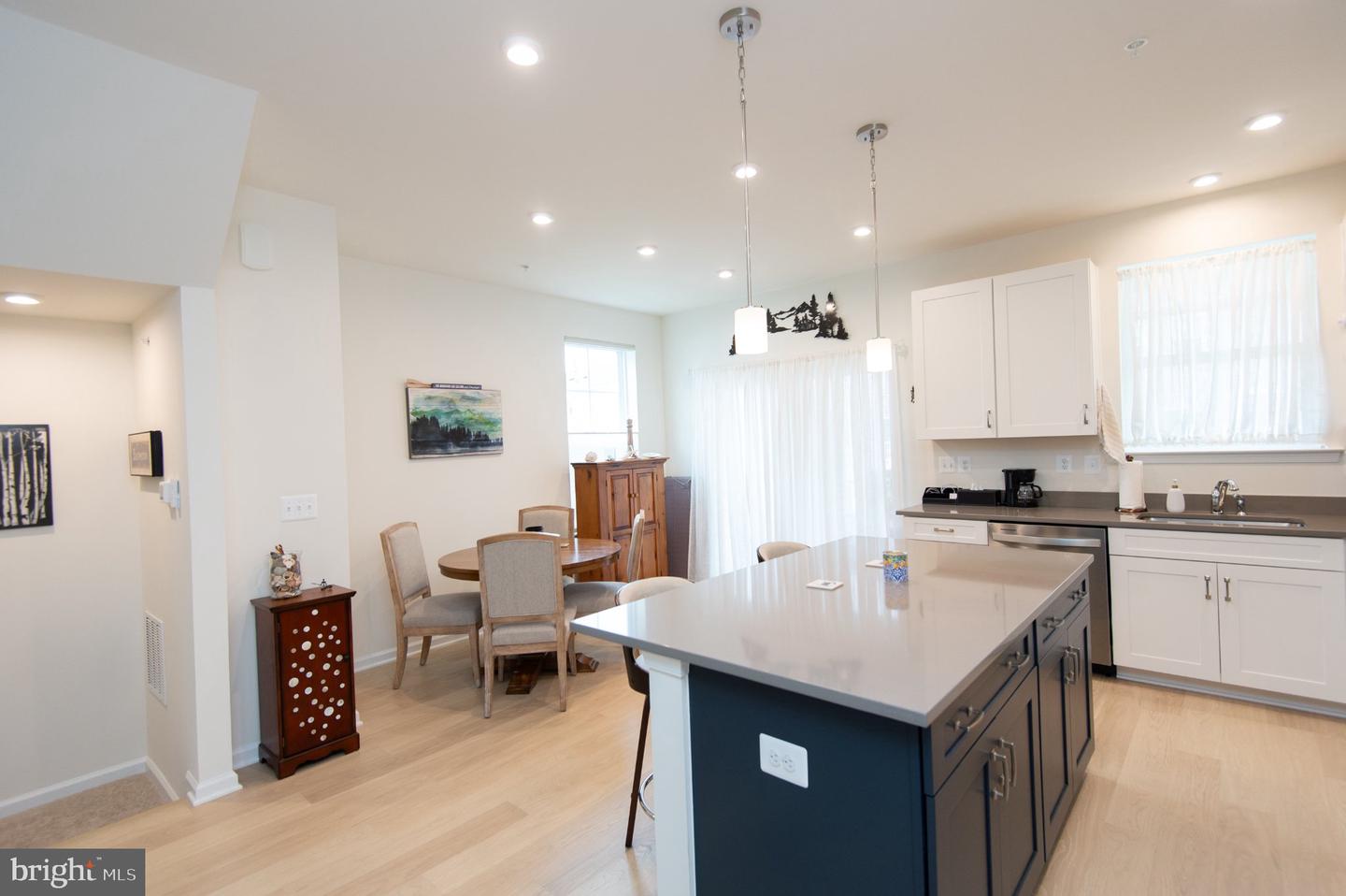334 Shipyard Dr Property Photo 12