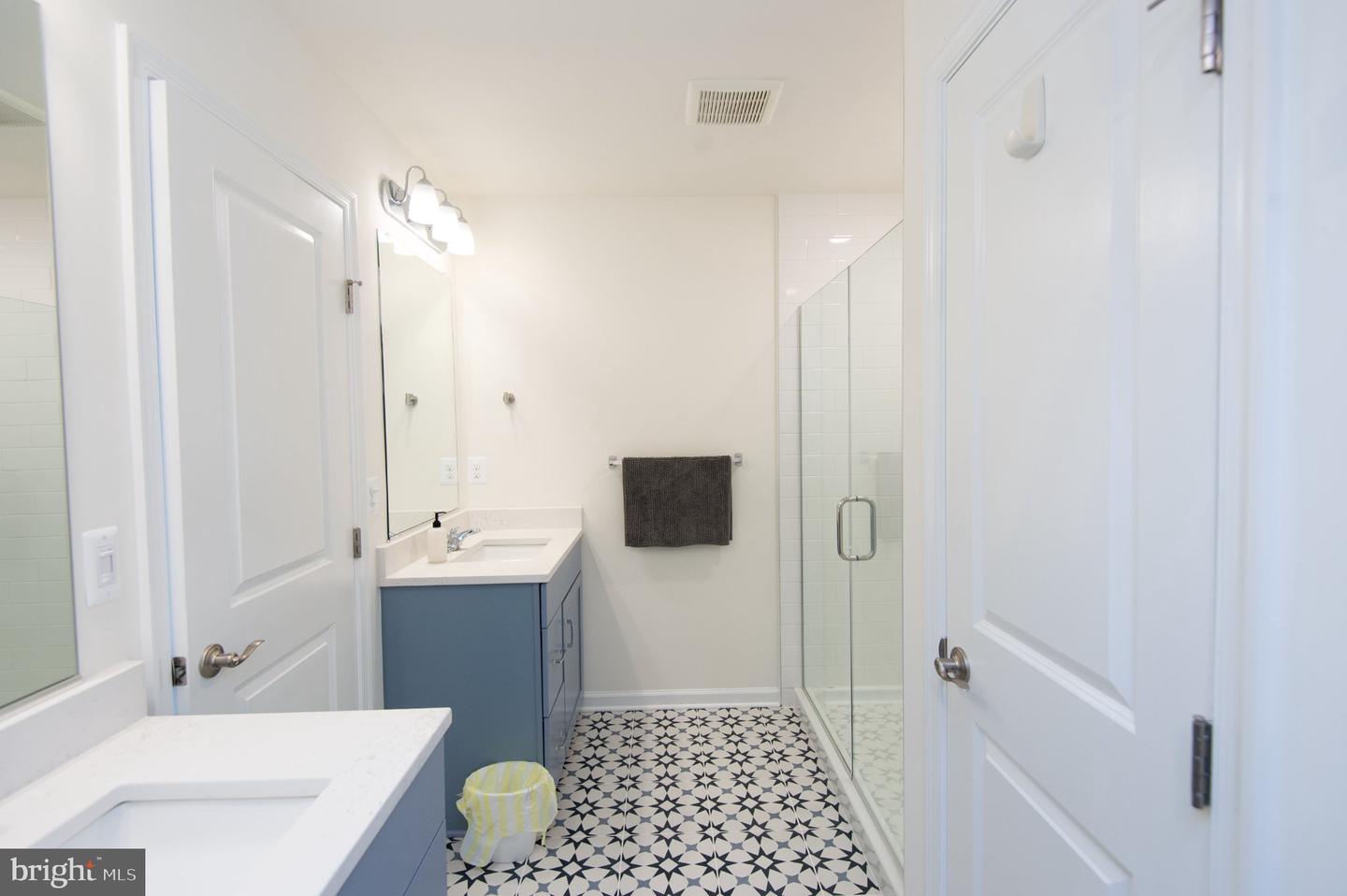 334 Shipyard Dr Property Photo 32