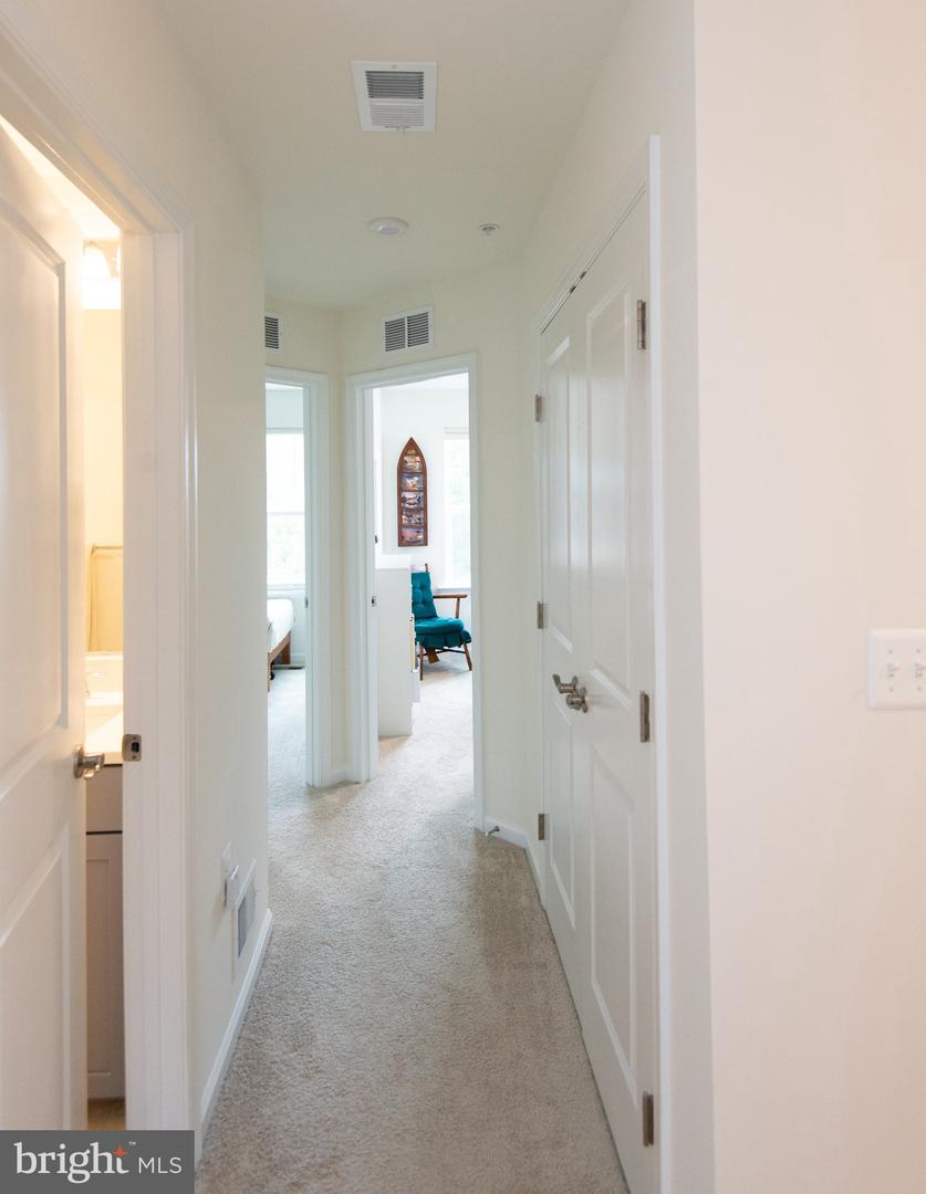 334 Shipyard Dr Property Photo 36