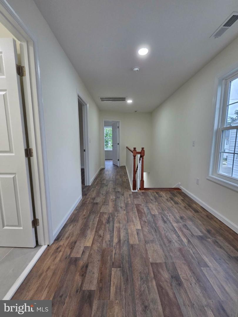 522 Pine St Property Photo 33