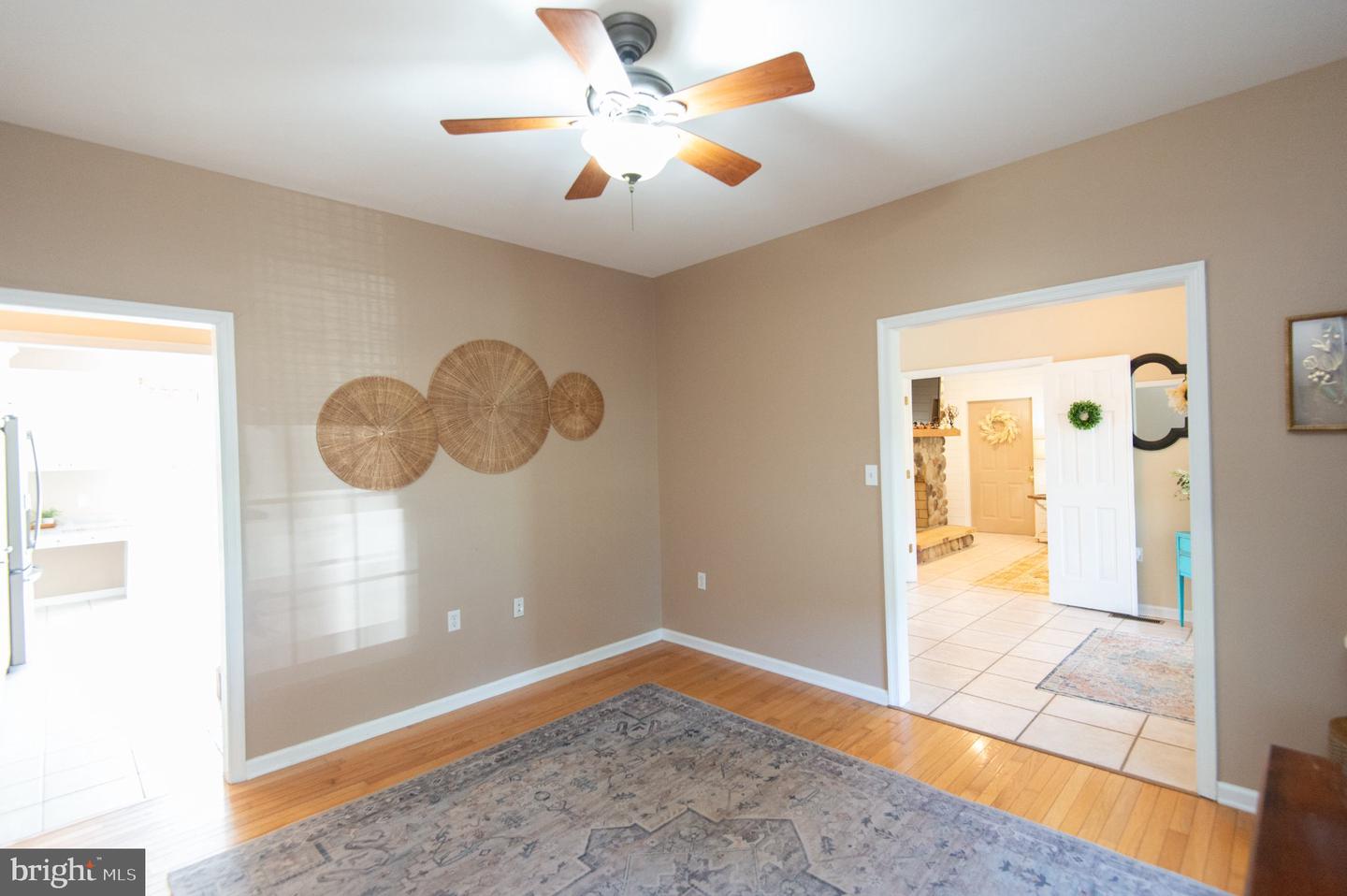 4911 Laurie Ln Property Photo 13