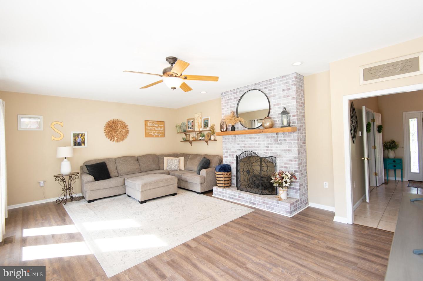 4911 Laurie Ln Property Photo 15