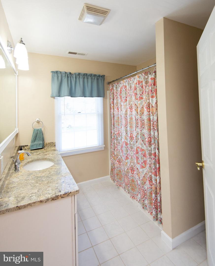 4911 Laurie Ln Property Photo 22