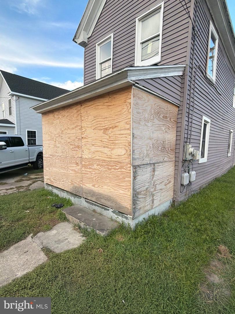 526 Pine St Property Photo 11