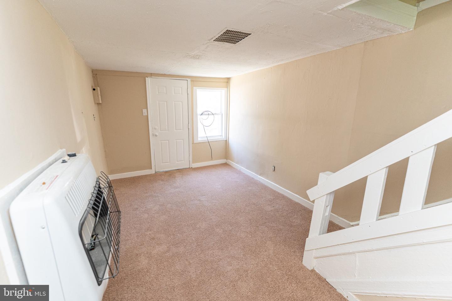 822 Park Ln Property Photo 19
