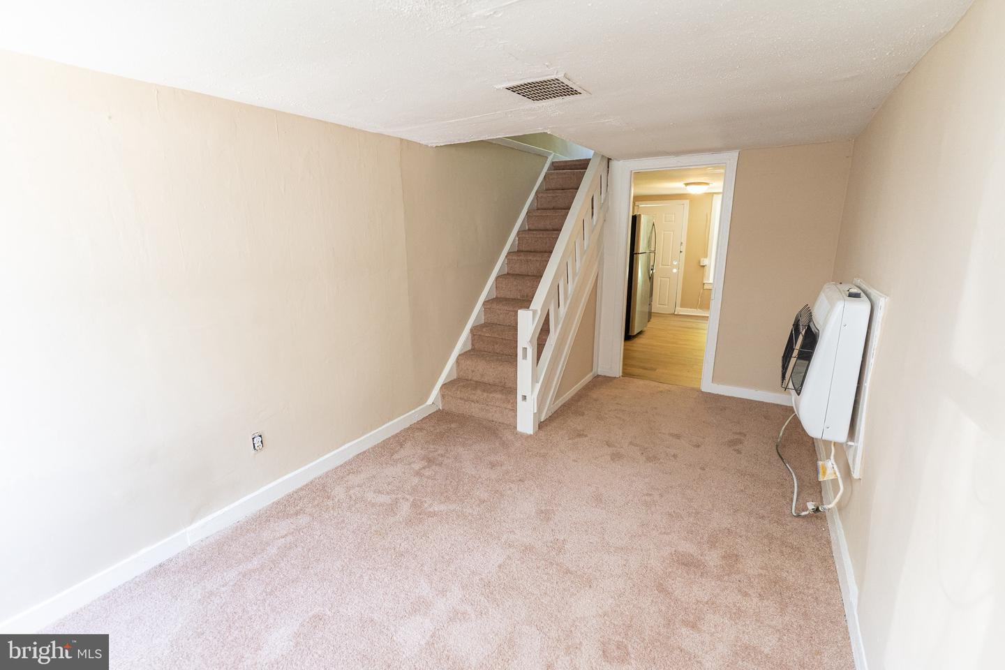 822 Park Ln Property Photo 20