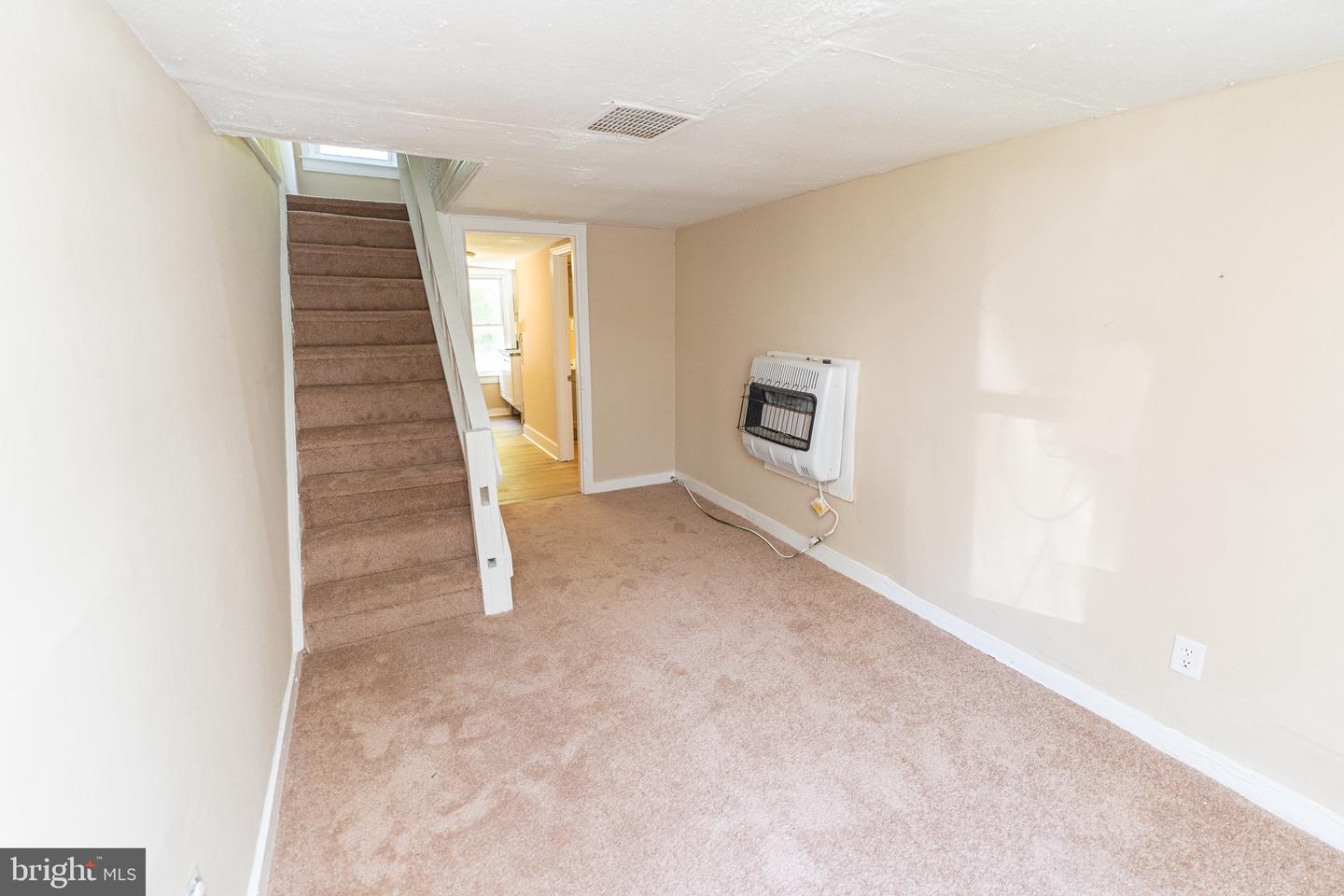 822 Park Ln Property Photo 21