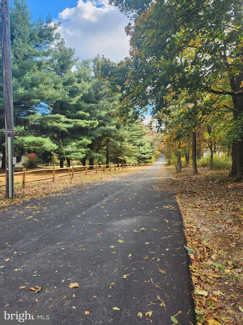 59 Mountaintop Road Property Photo 4