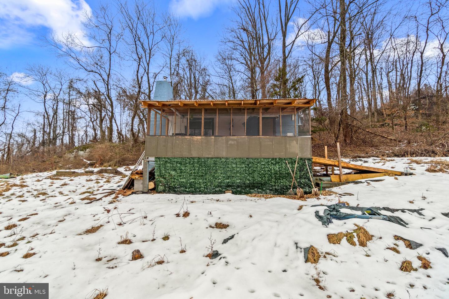 8741 Hornets Nest Rd Property Photo