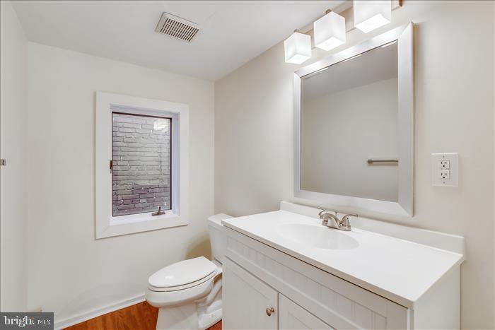 41 North Market St Property Photo 10