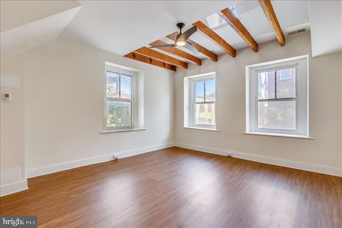 41 North Market St Property Photo 31