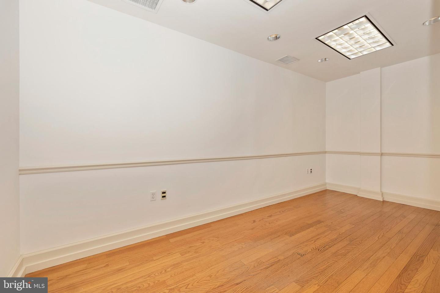 5 S Market St #3rd Floor Property Photo 5