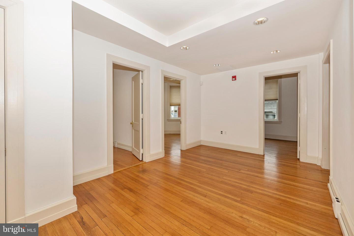 5 S Market St #3rd Floor Property Photo 12