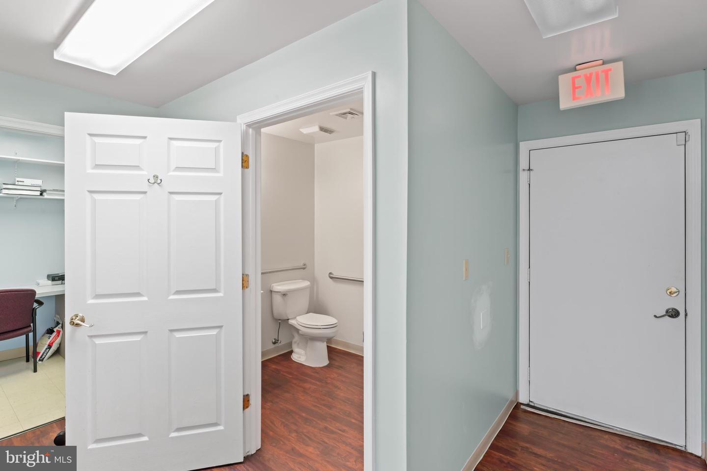 801 Toll House Ave #f1 Property Photo 13