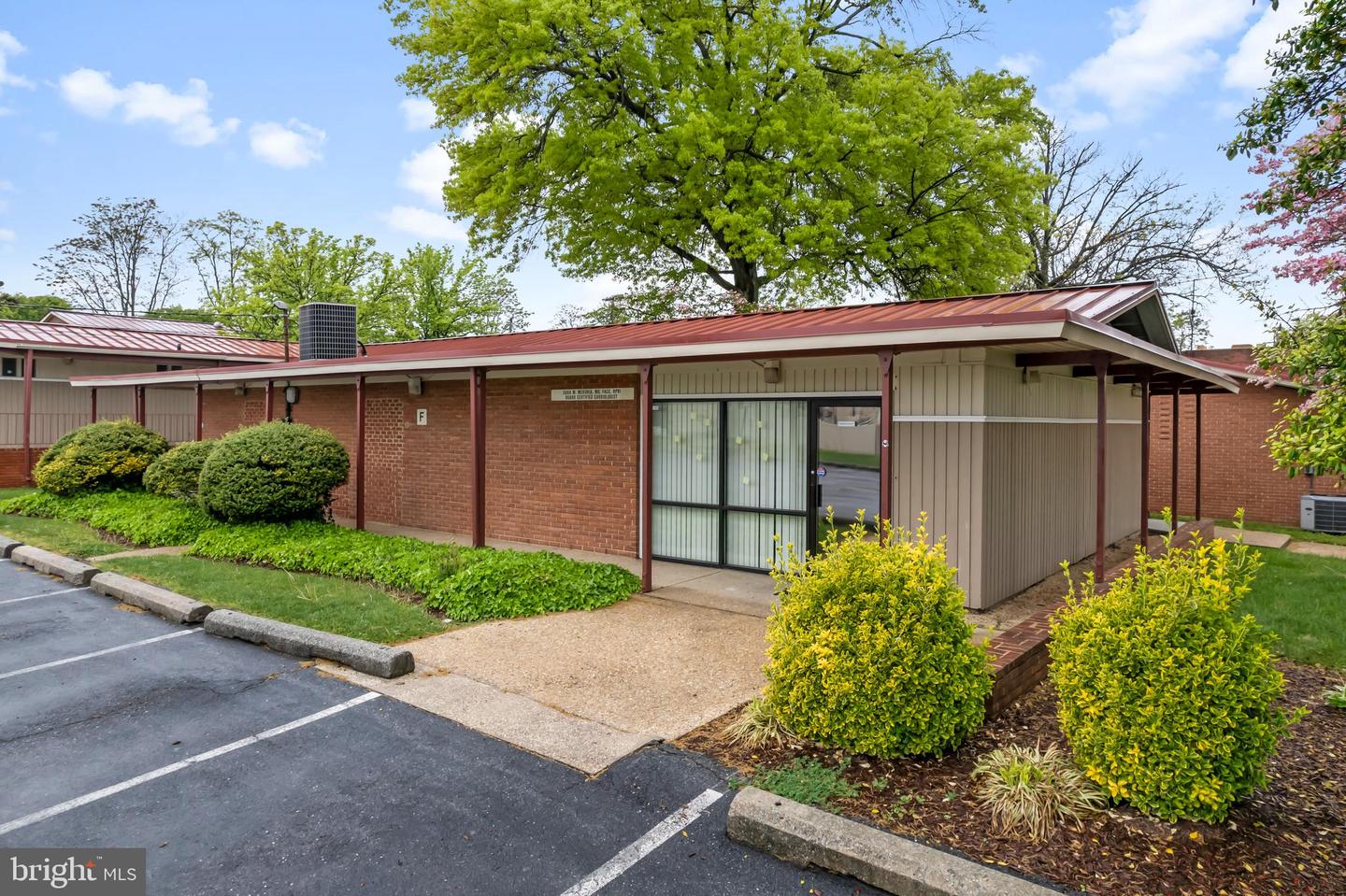 801 Toll House Ave #f1 Property Photo 15