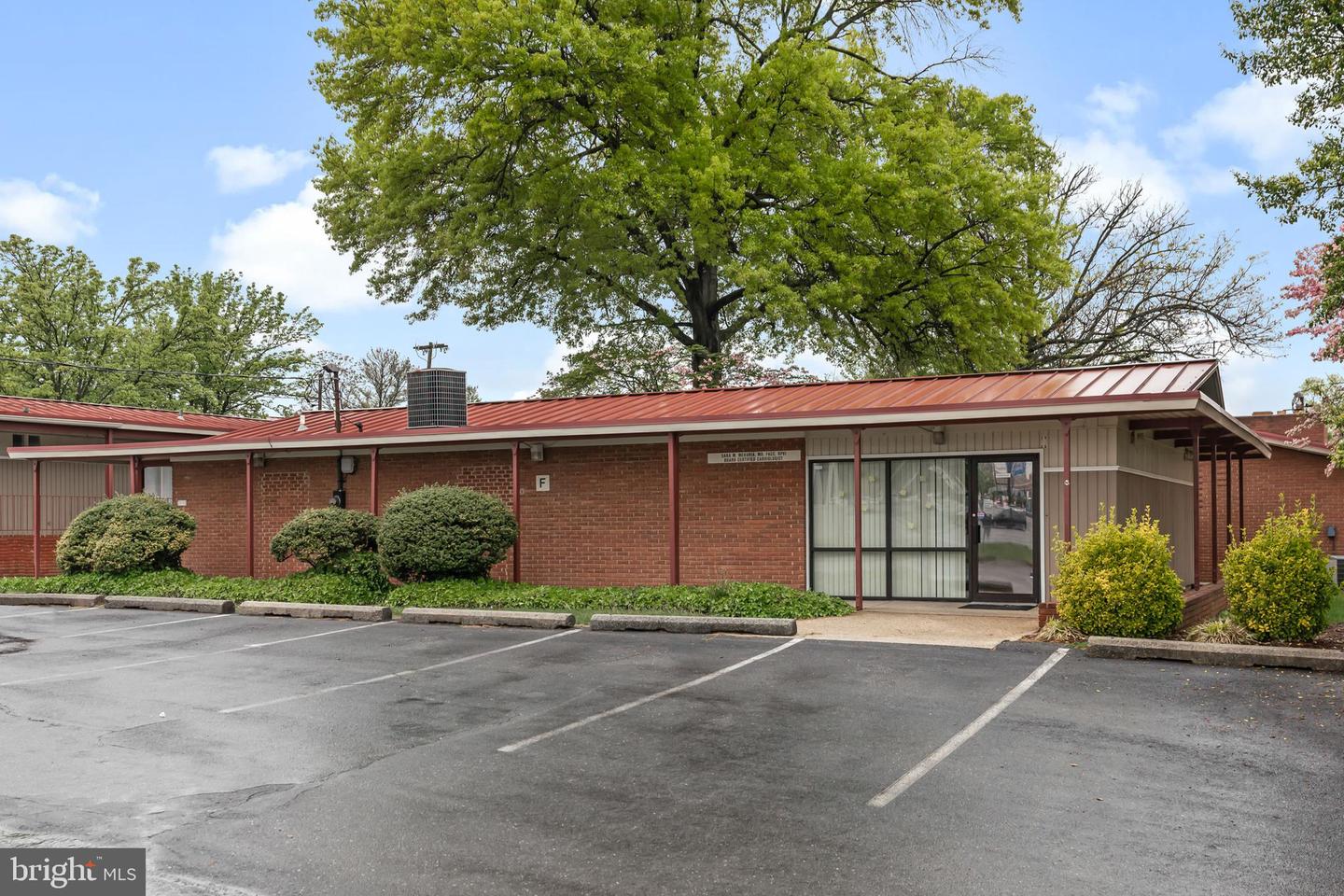 801 Toll House Ave #f1 Property Photo 16