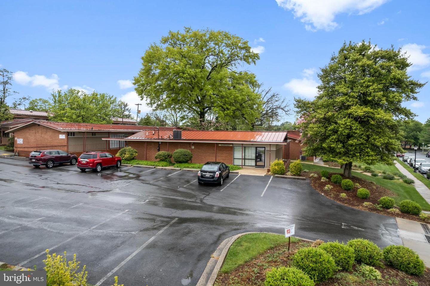 801 Toll House Ave #f1 Property Photo 17