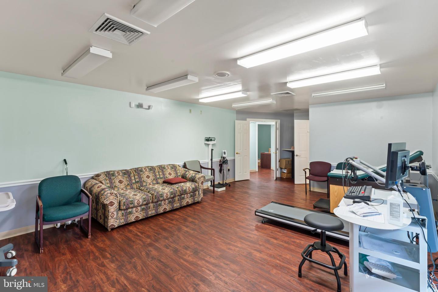 801 Toll House Ave #f1 Property Photo 34