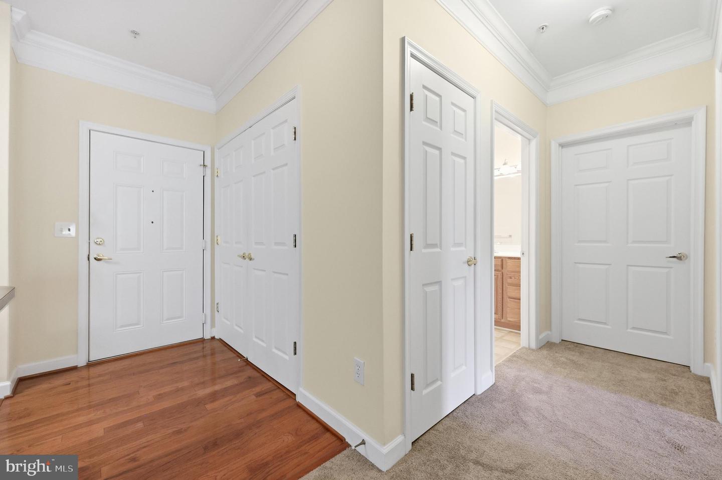 120 Burgess Hill Way #207 Property Photo 7