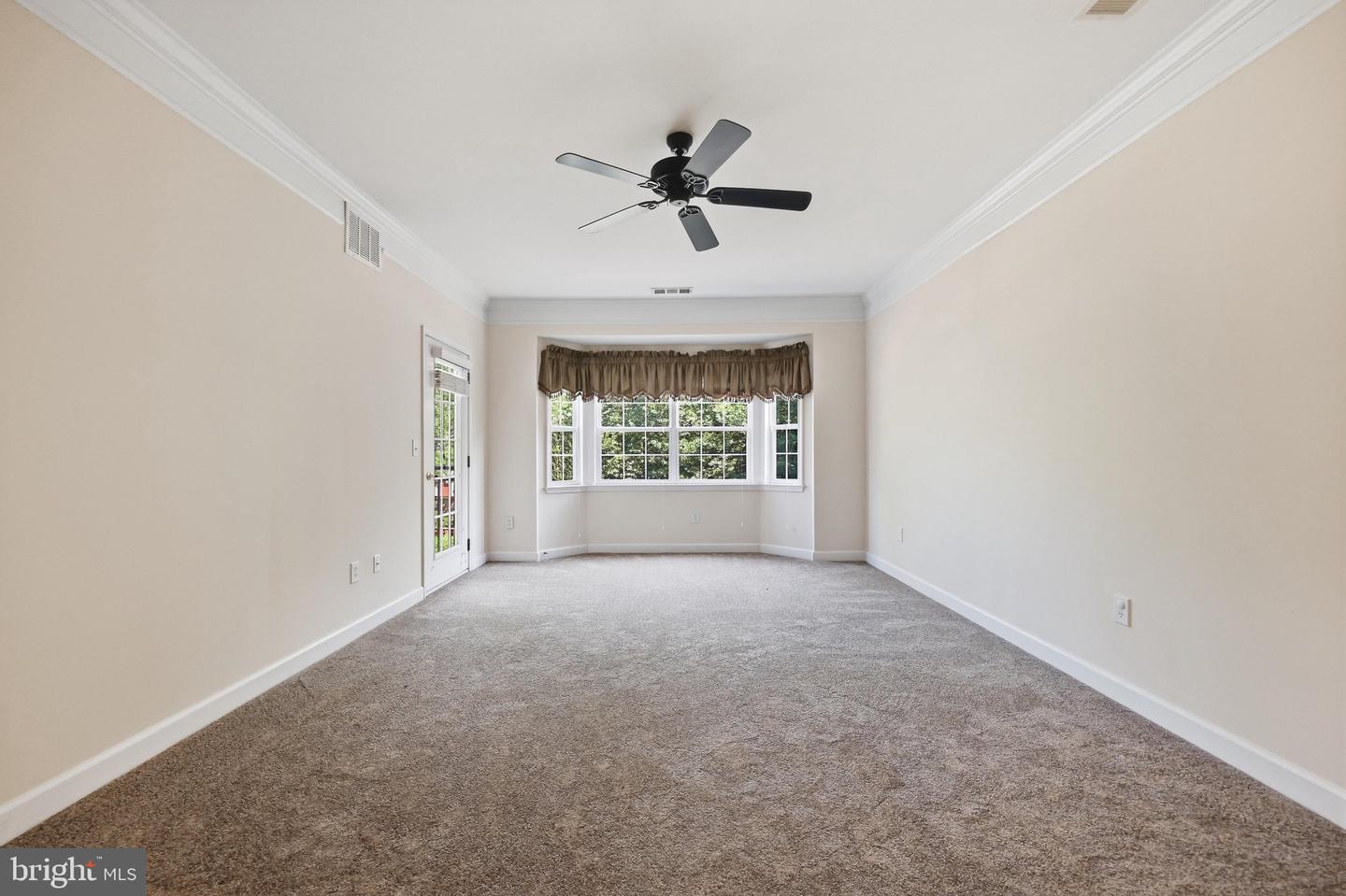 120 Burgess Hill Way #207 Property Photo 9