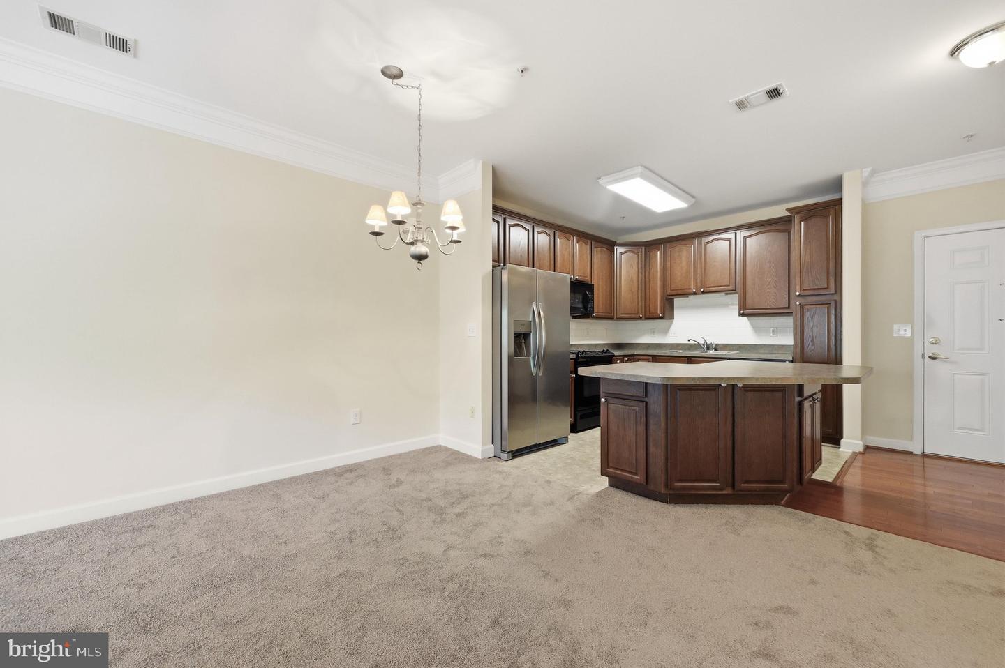 120 Burgess Hill Way #207 Property Photo 13
