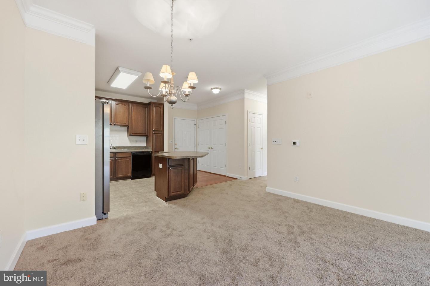 120 Burgess Hill Way #207 Property Photo 14