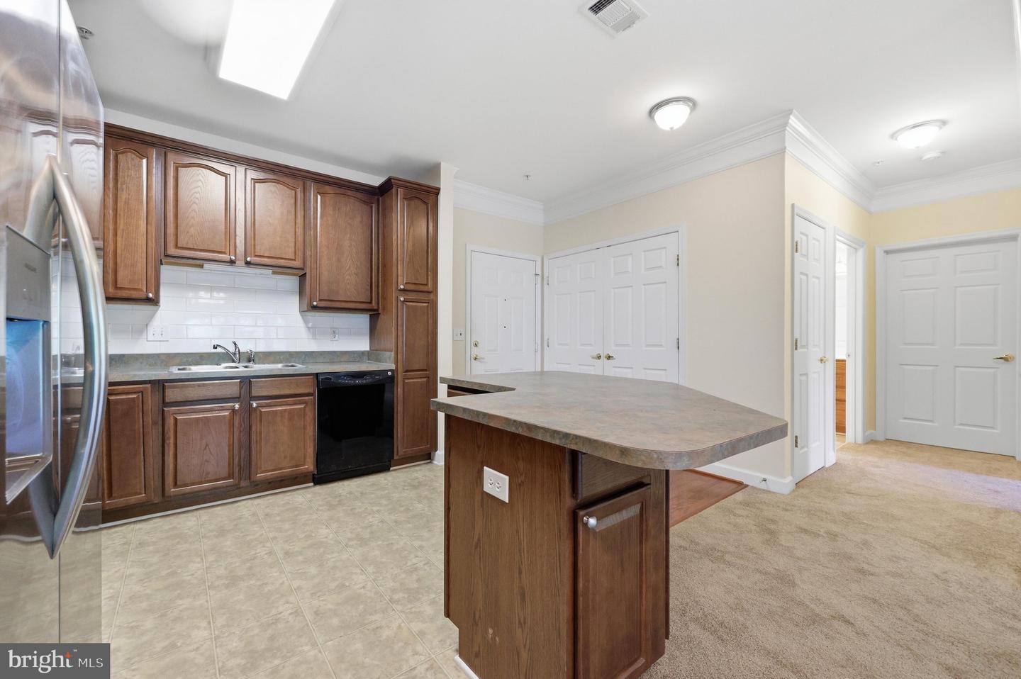 120 Burgess Hill Way #207 Property Photo 17