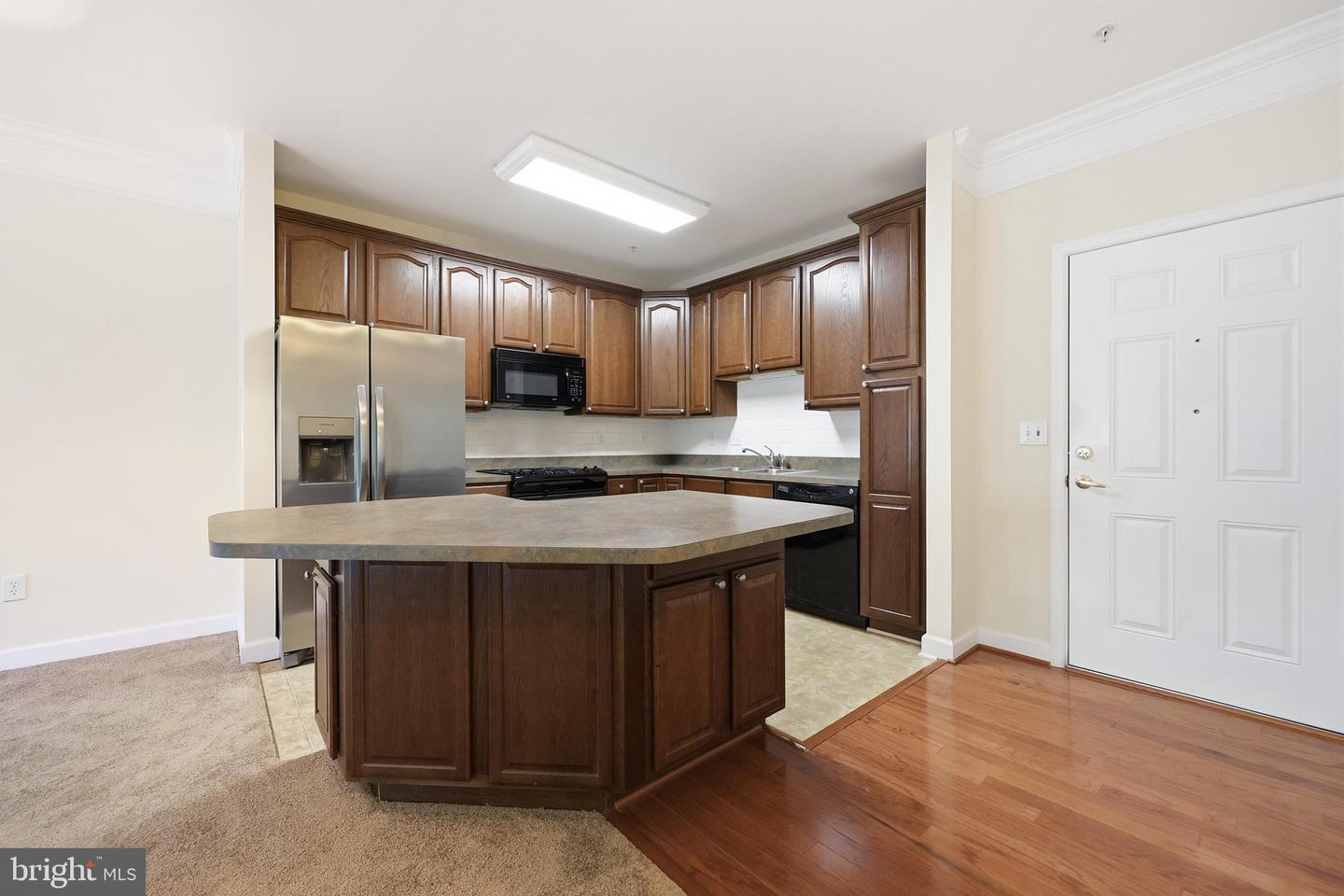 120 Burgess Hill Way #207 Property Photo 19