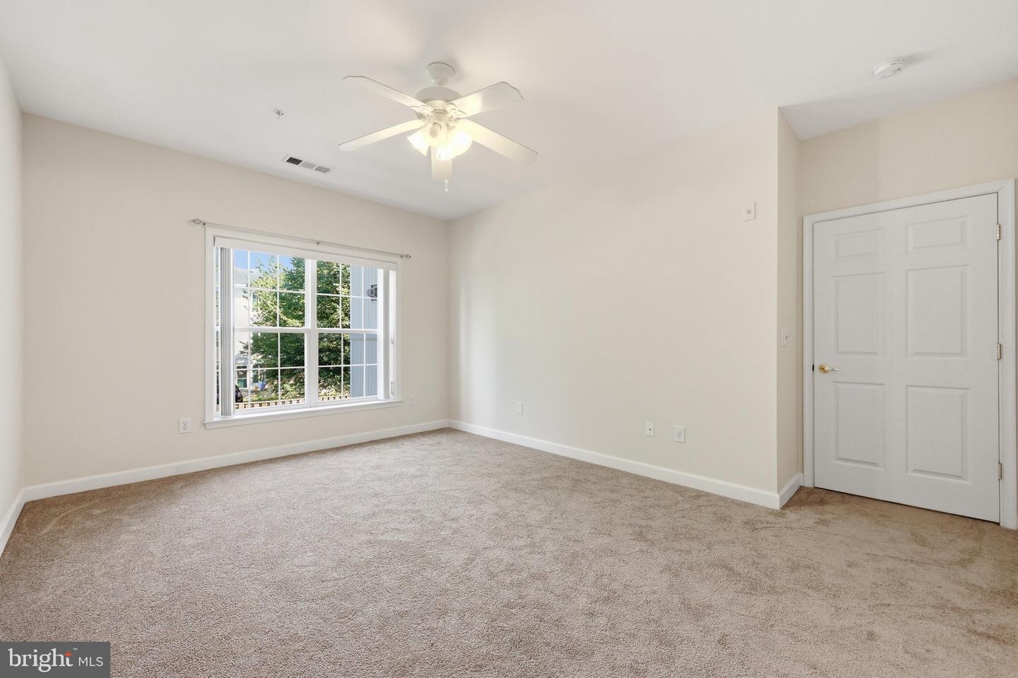 120 Burgess Hill Way #207 Property Photo 27