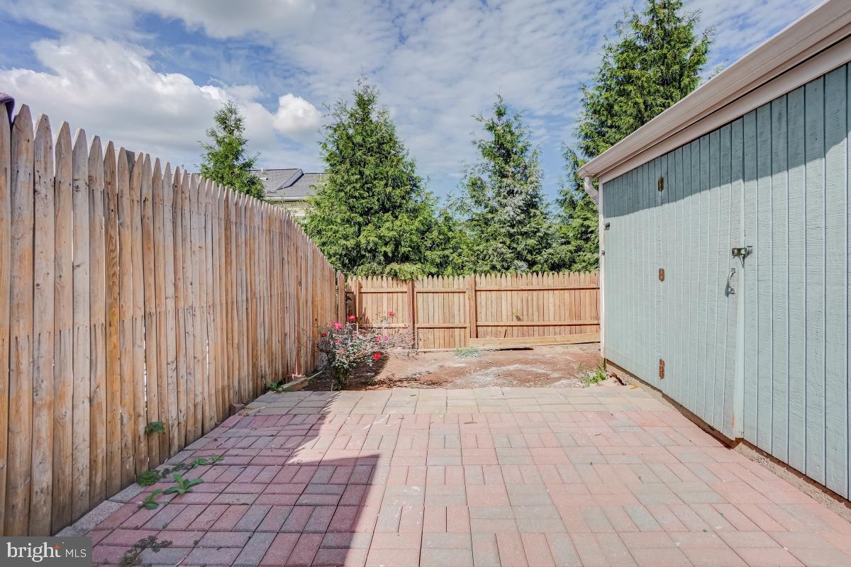 1111 Providence Ct Property Photo 30