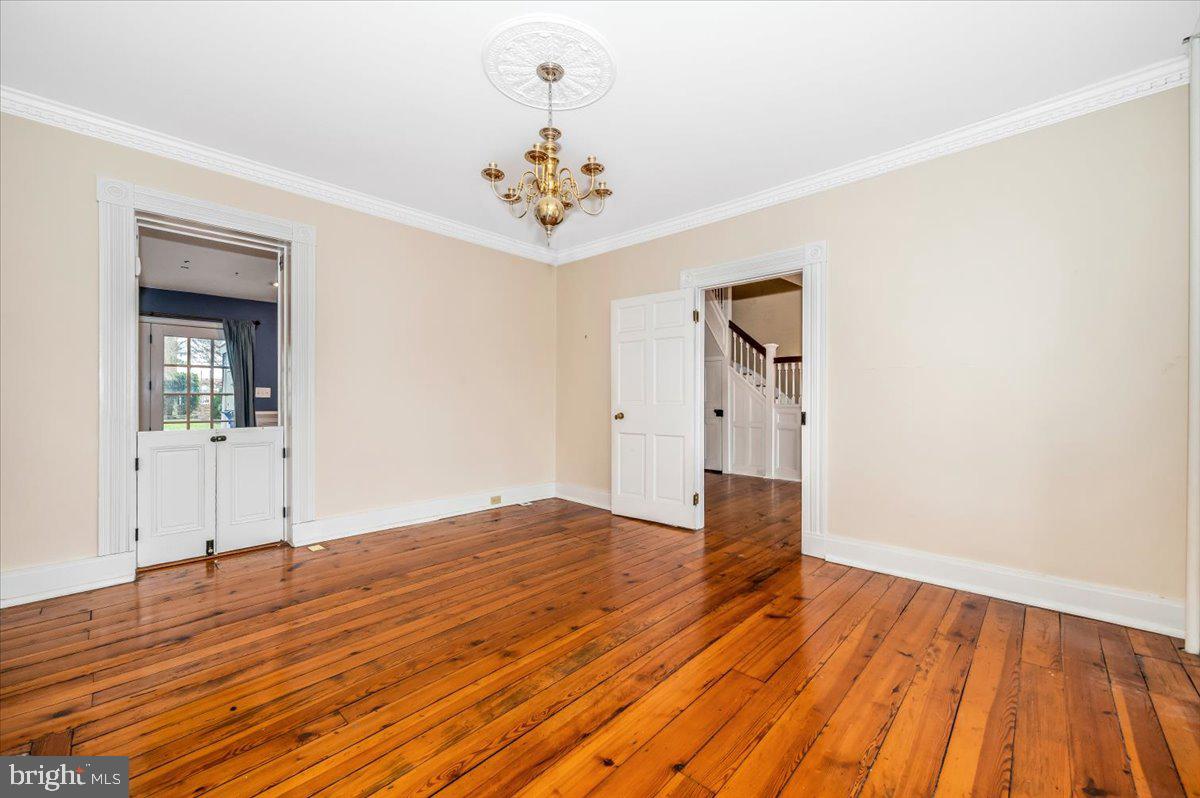 200 Church St E Property Photo 7