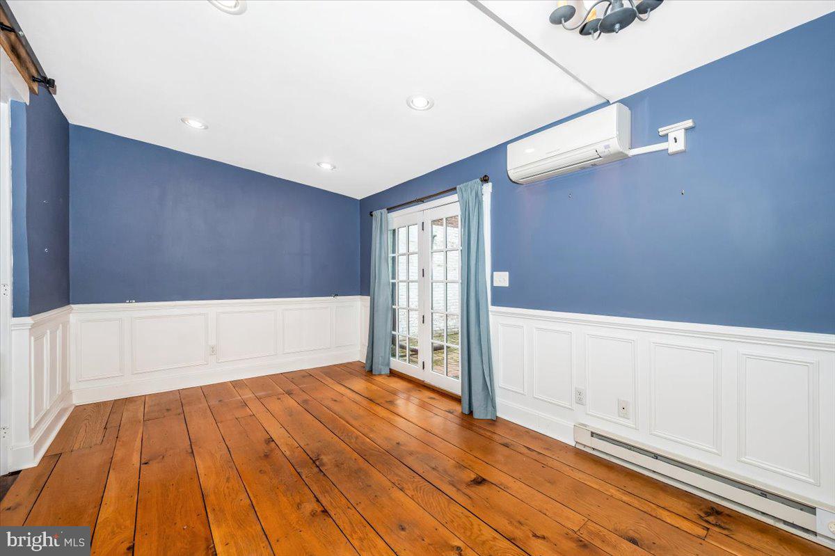 200 Church St E Property Photo 8