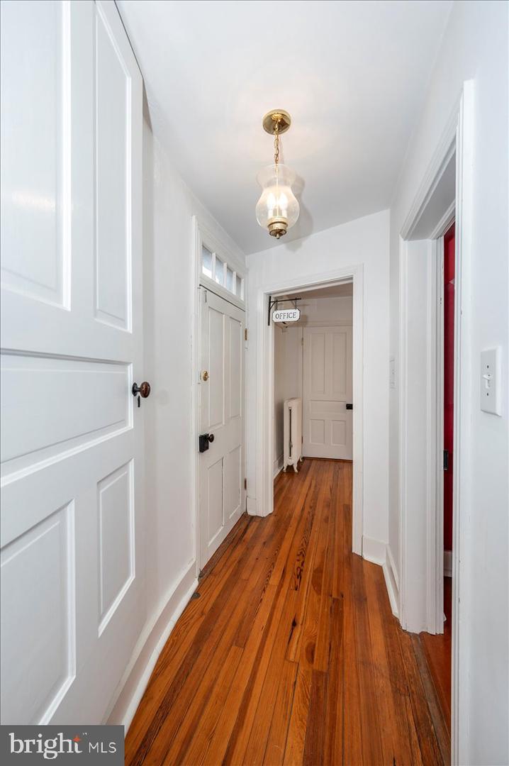 200 Church St E Property Photo 44