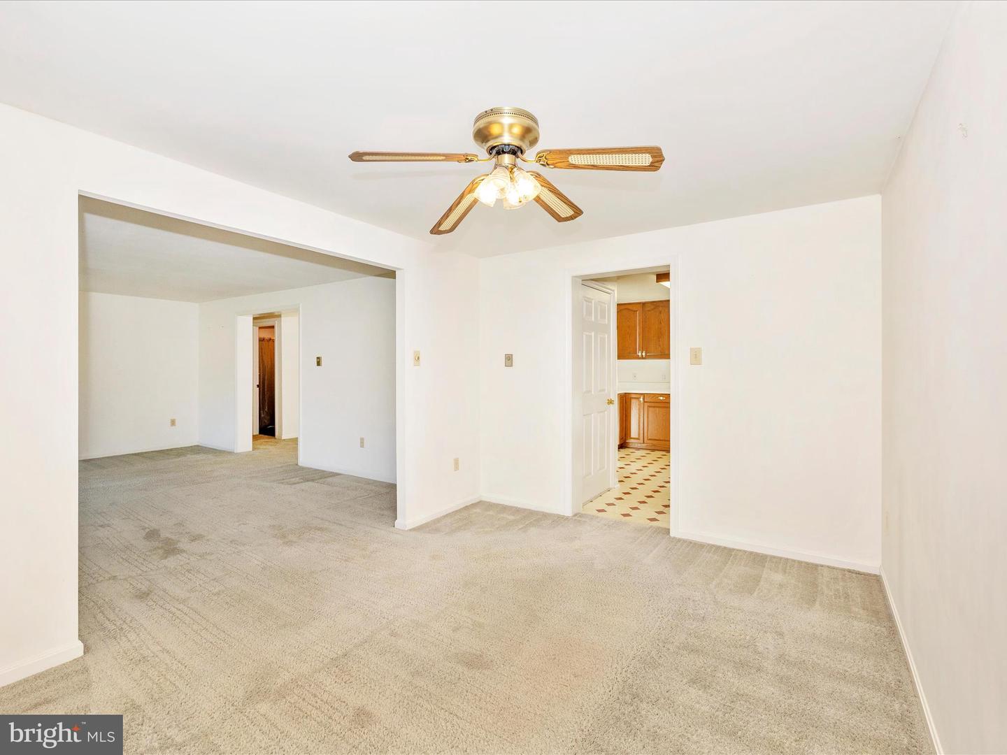 9575 Woodland Dr Property Photo 17