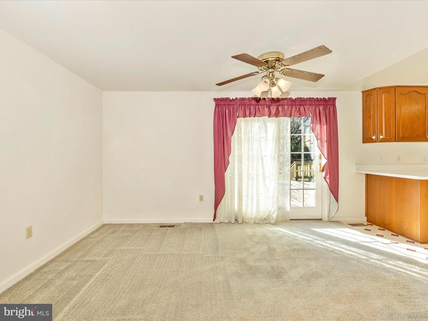 9575 Woodland Dr Property Photo 22