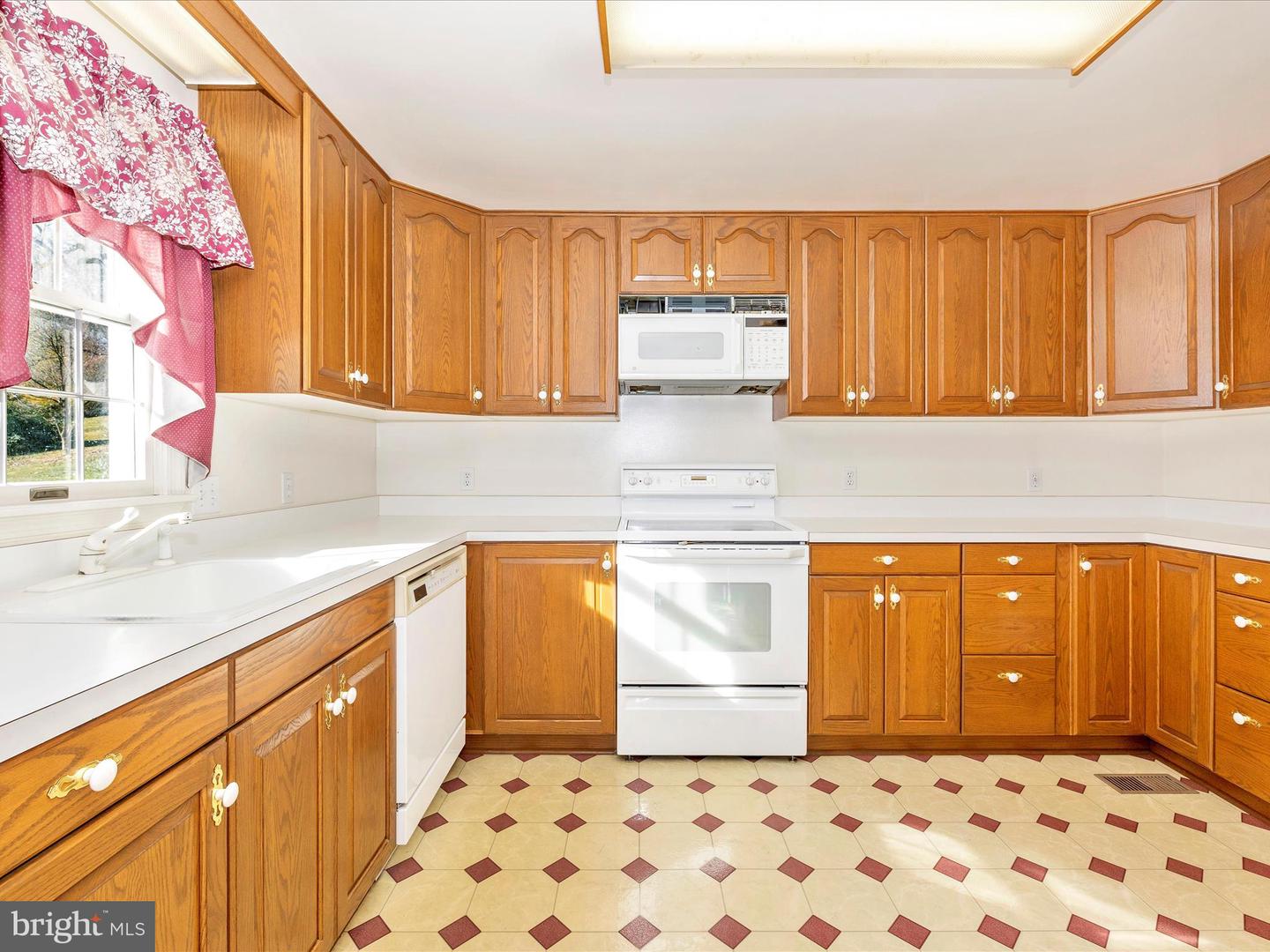 9575 Woodland Dr Property Photo 26