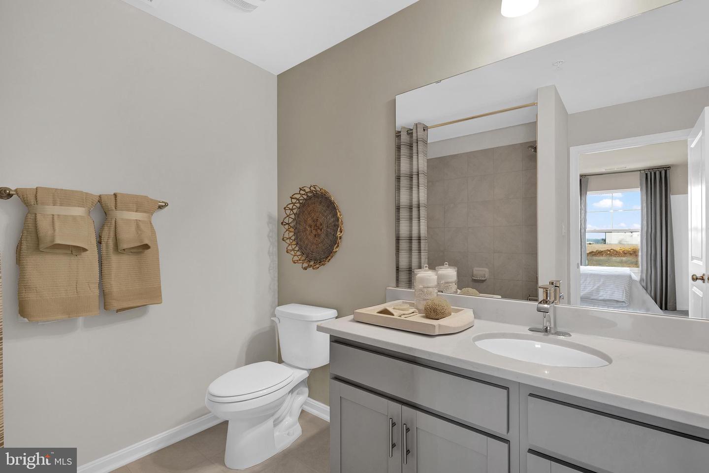 476 Herringbone St Property Photo 28