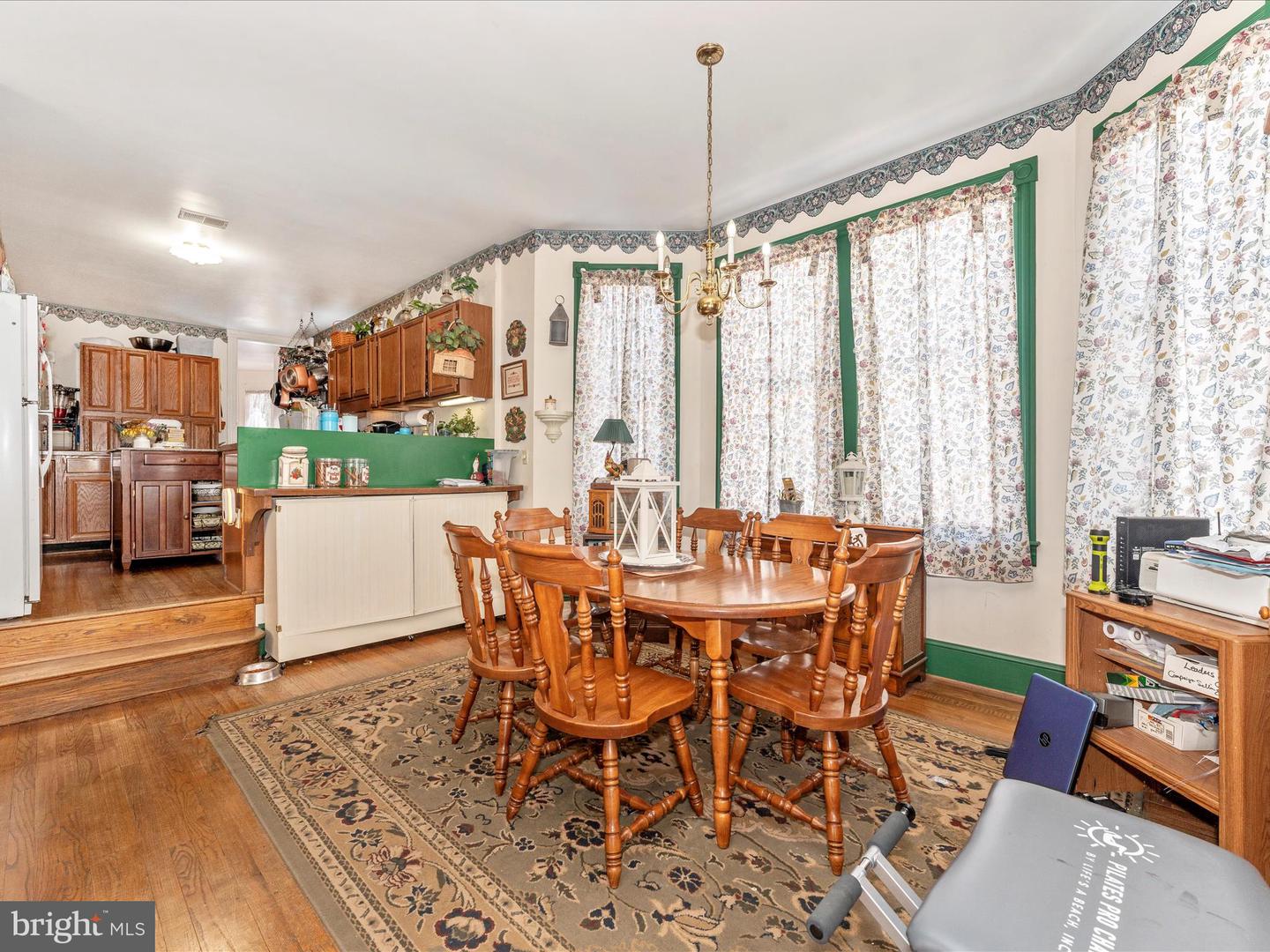 16 Lombard St Property Photo 33