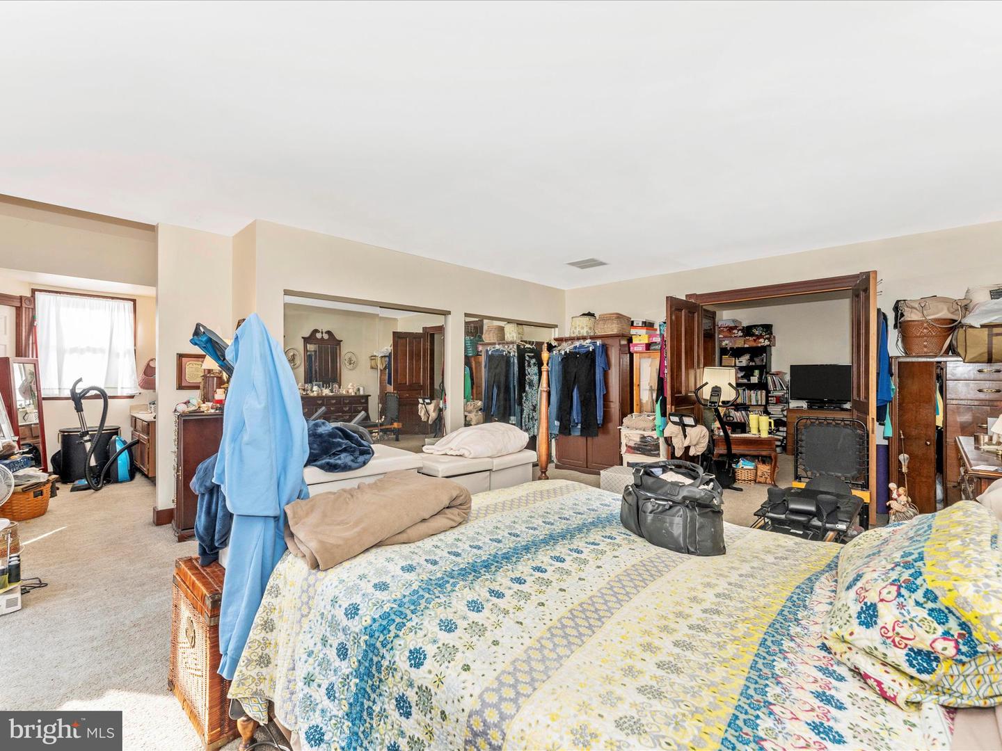 16 Lombard St Property Photo 46