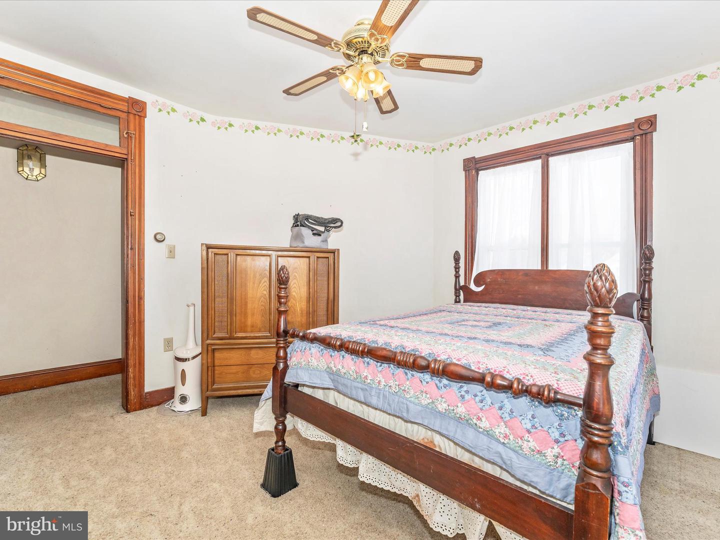 16 Lombard St Property Photo 53