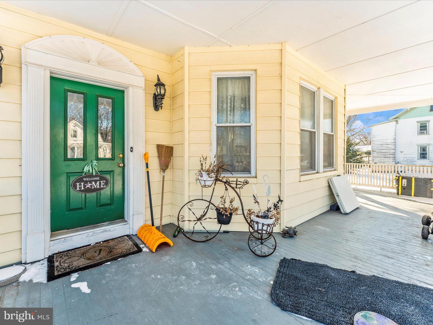 16 Lombard St Property Photo 58