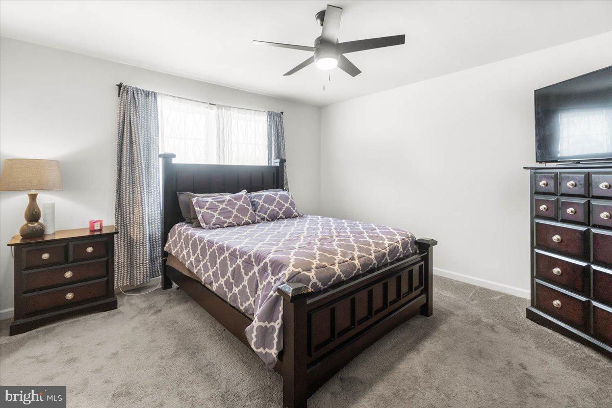 2759 Hillfield Dr Property Photo 25