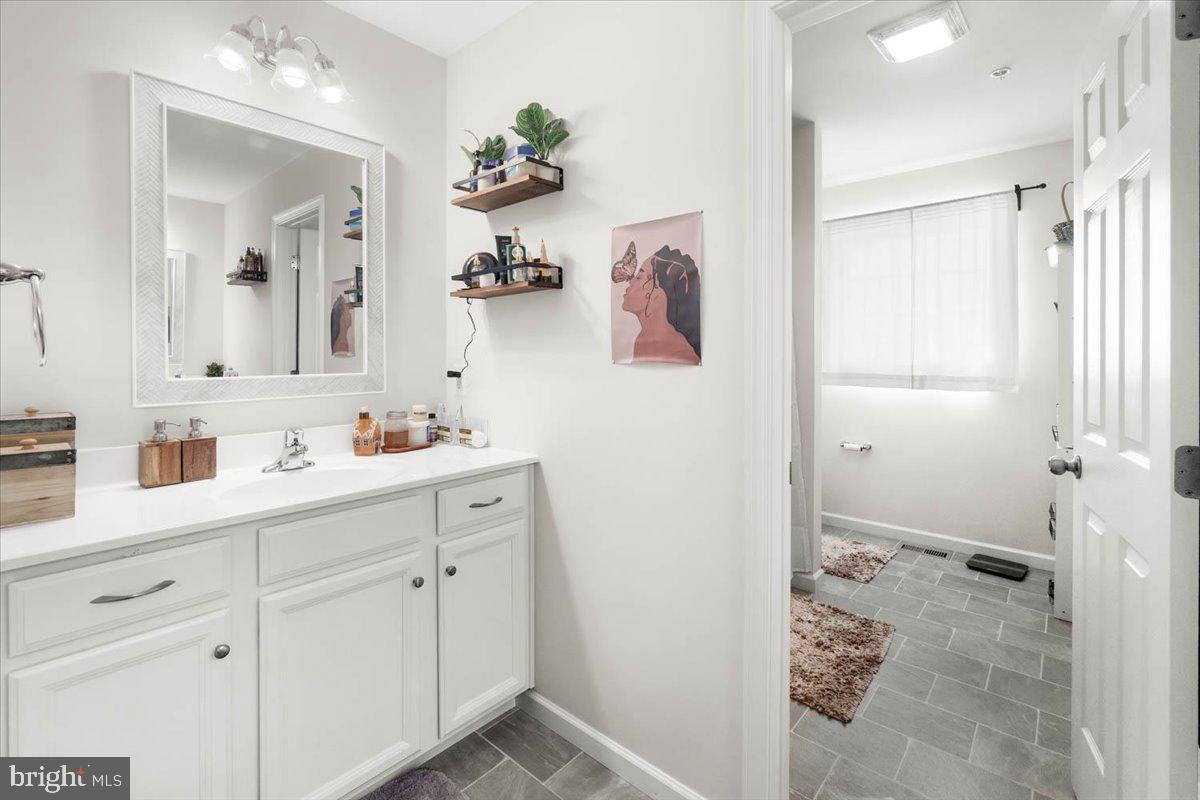 2759 Hillfield Dr Property Photo 26