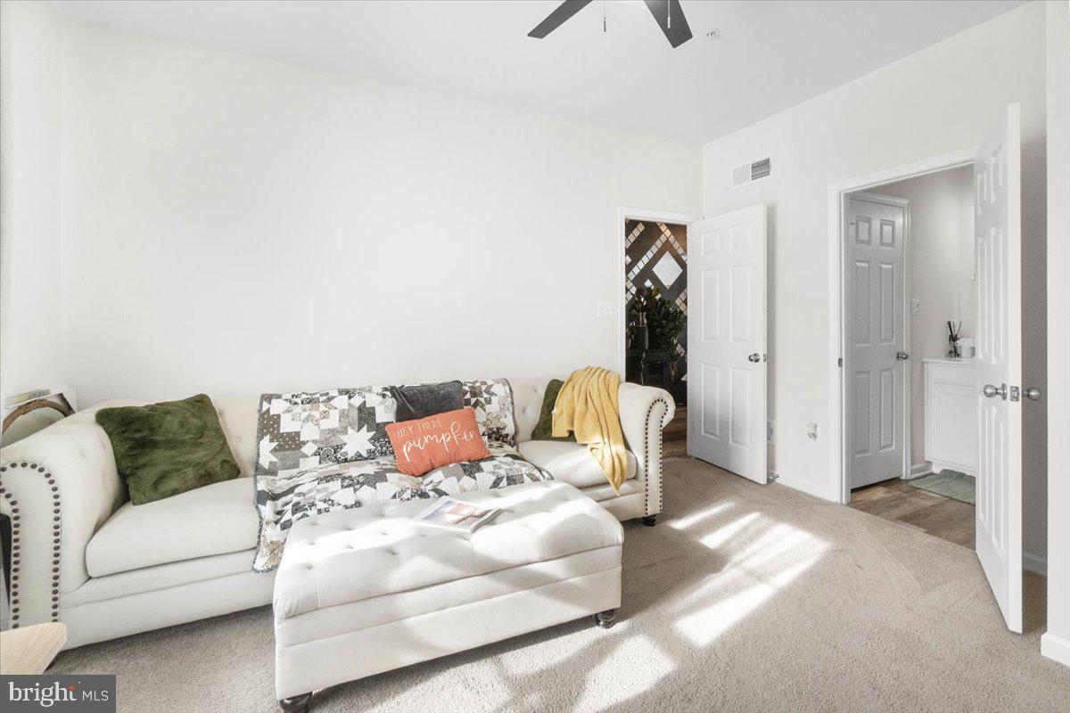 2759 Hillfield Dr Property Photo 31