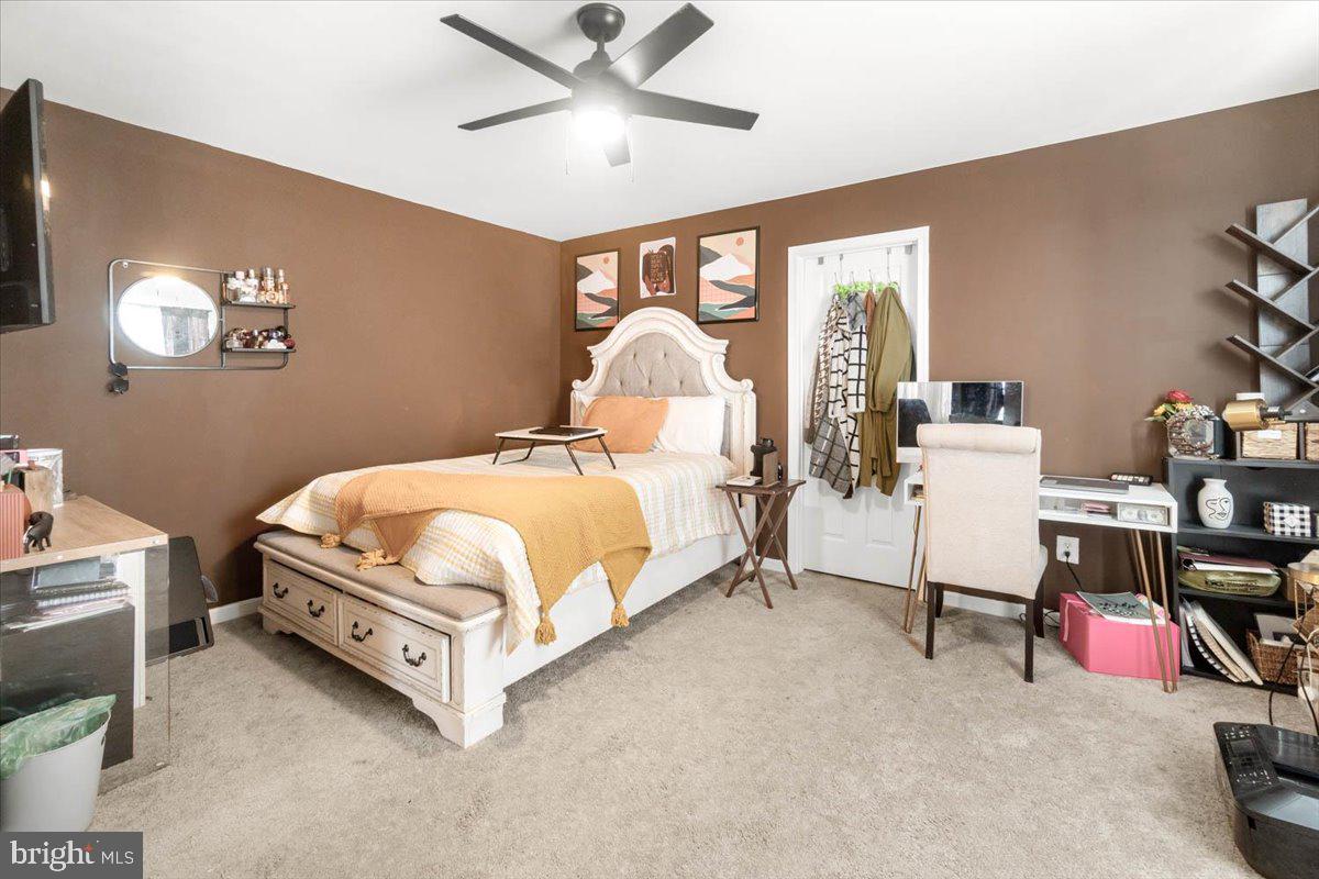 2759 Hillfield Dr Property Photo 33