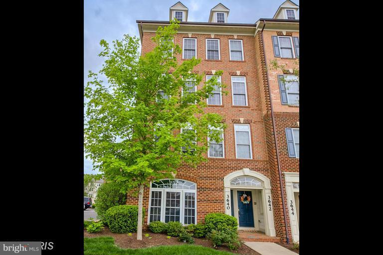 3642 Carriage Hill Dr #3642 Property Photo
