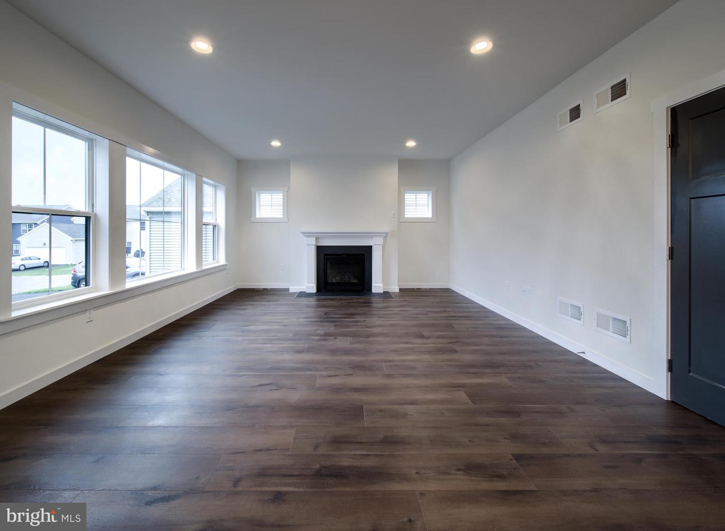 500 Slugger Aly #milton Property Photo 9