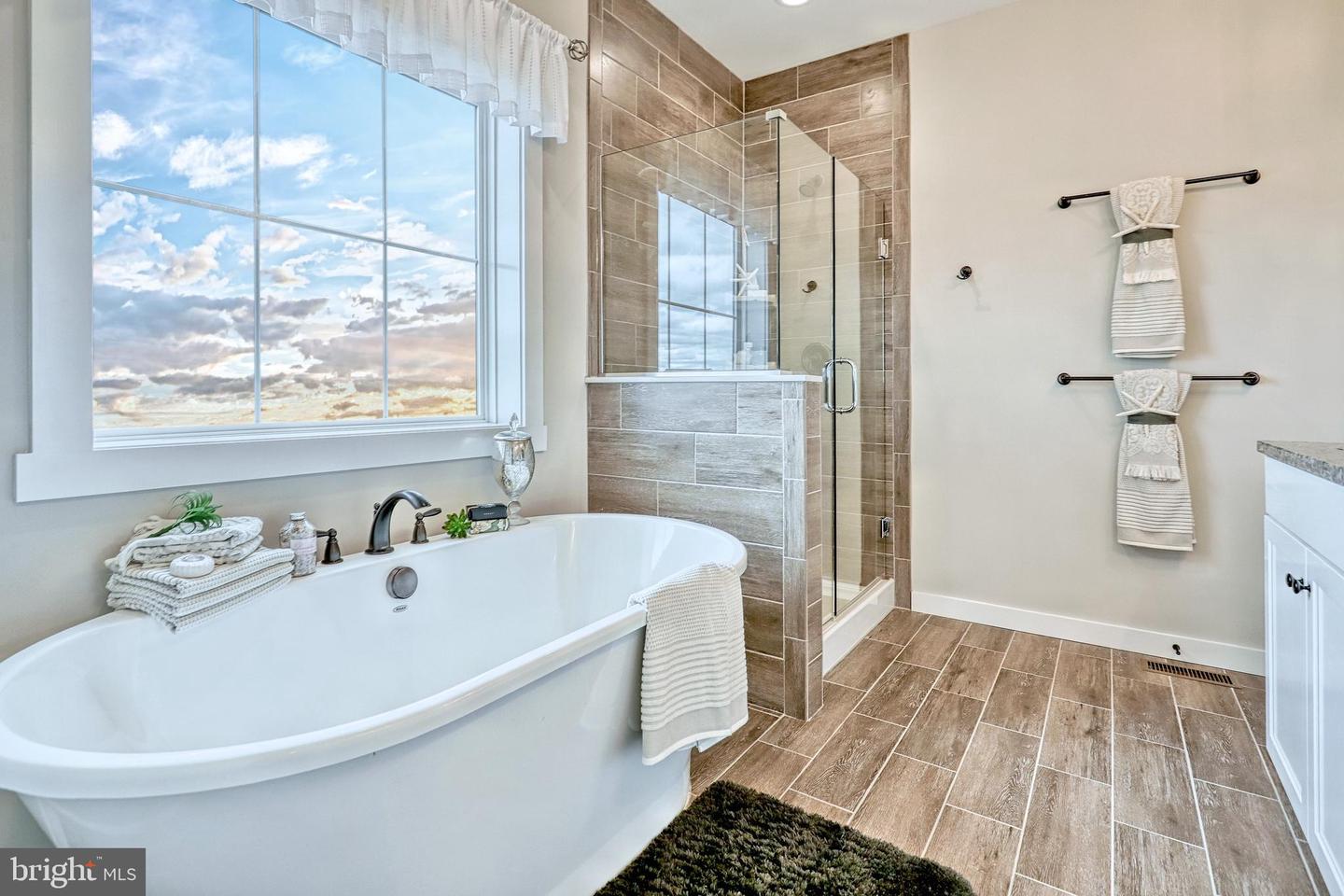 500 Slugger Aly #milton Property Photo 11