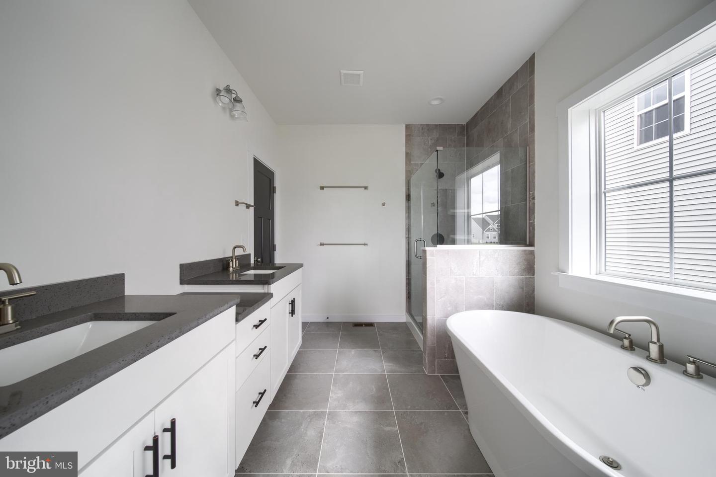 500 Slugger Aly #milton Property Photo 12