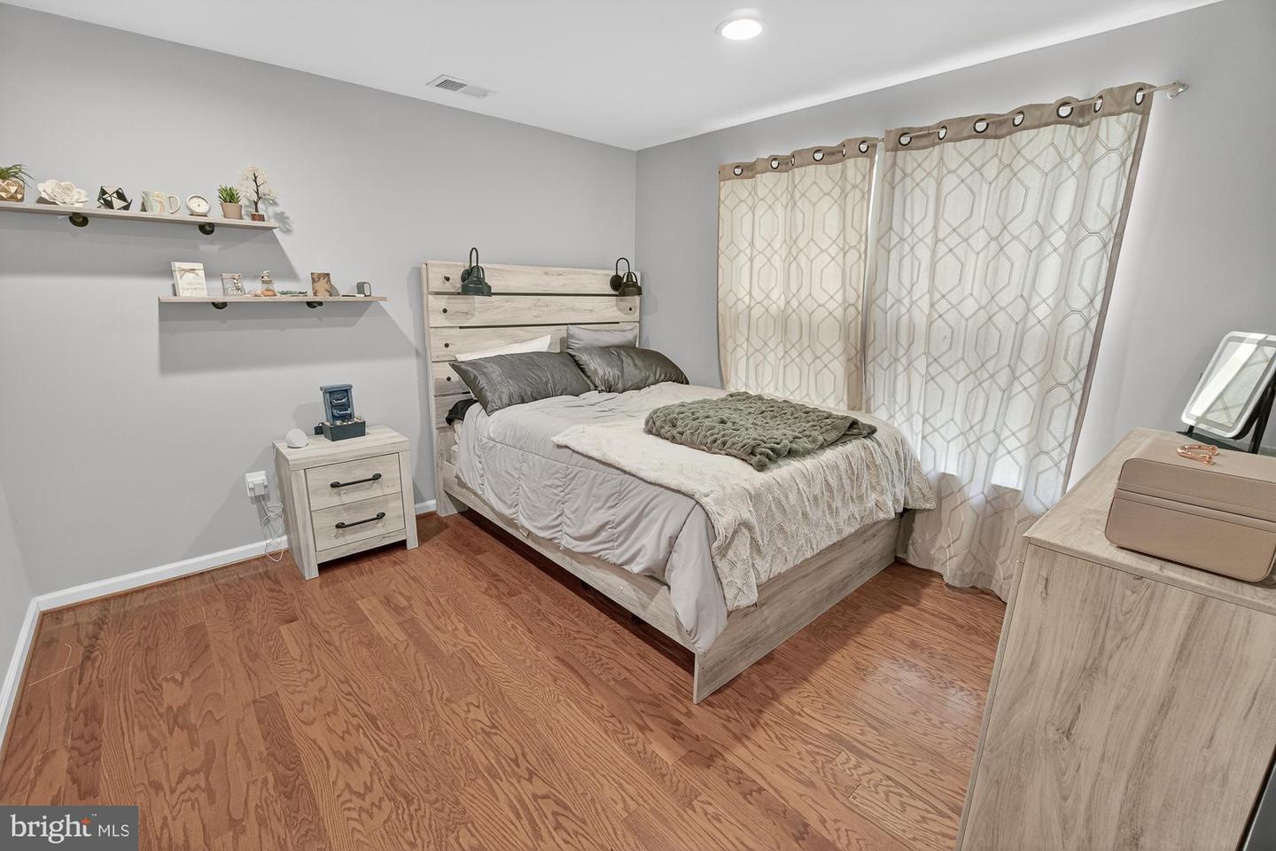 627 Potomac View Pkwy Property Photo 6